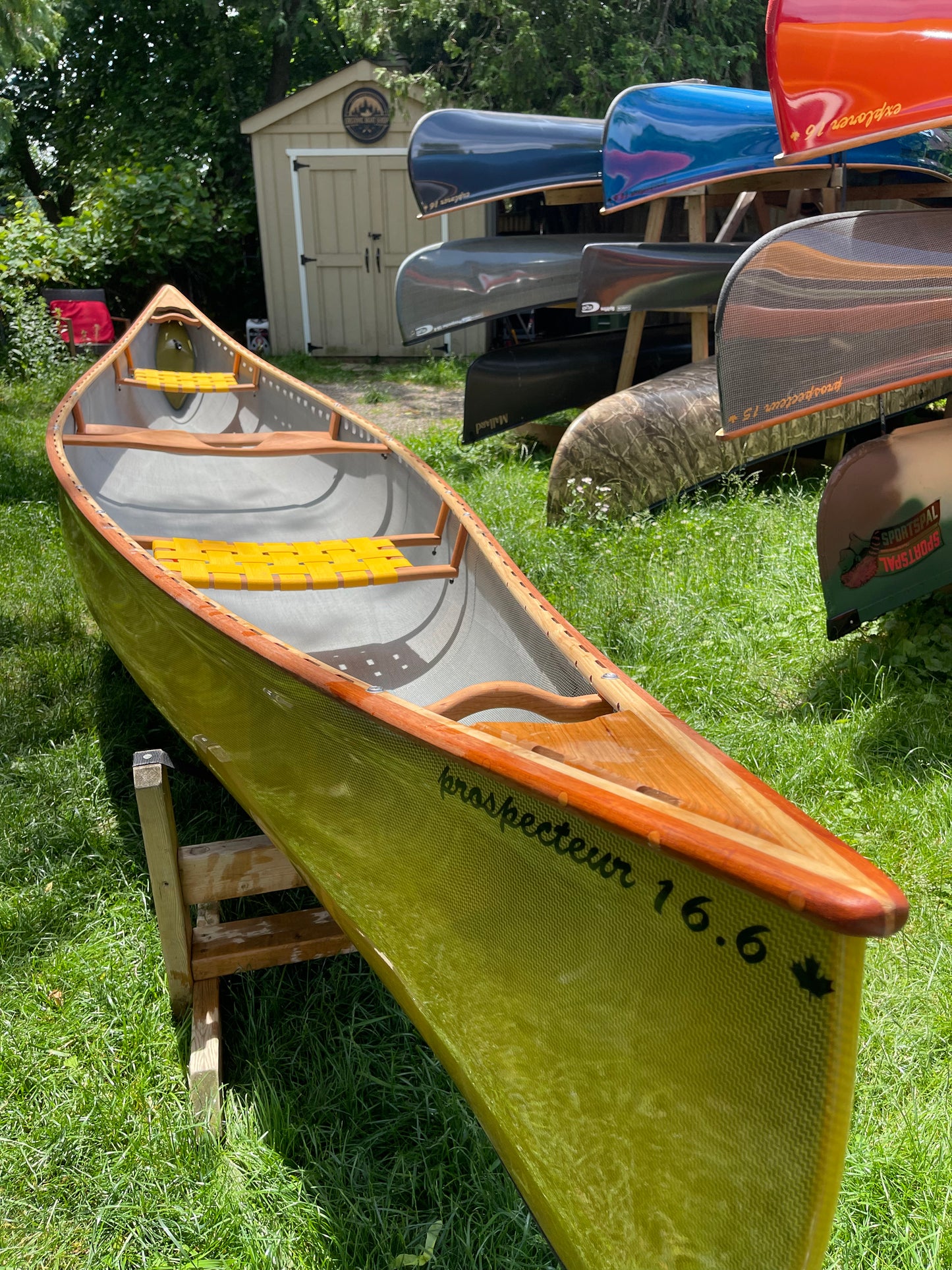 RHEAUME 16'6 PROSPECTOR INNEGRA CANOE