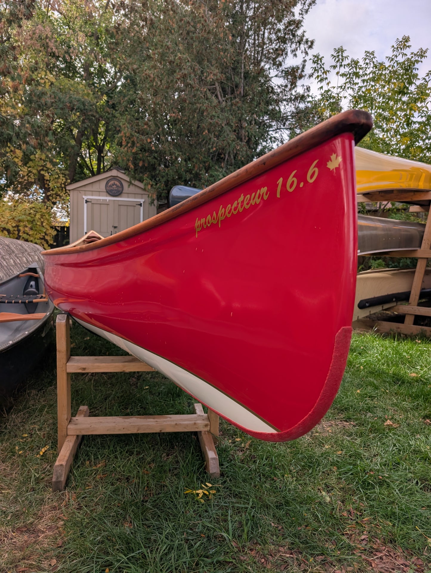 Rheaume Prospector 16'6" Kevlar Canoe with Wood Trim